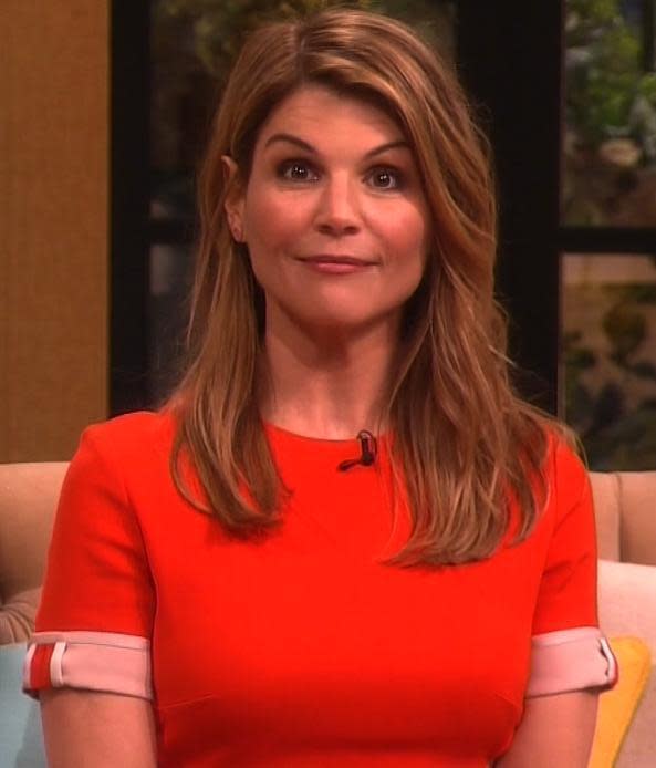 Aunt Becky May Not Return For Full House Spinoff Video 7440