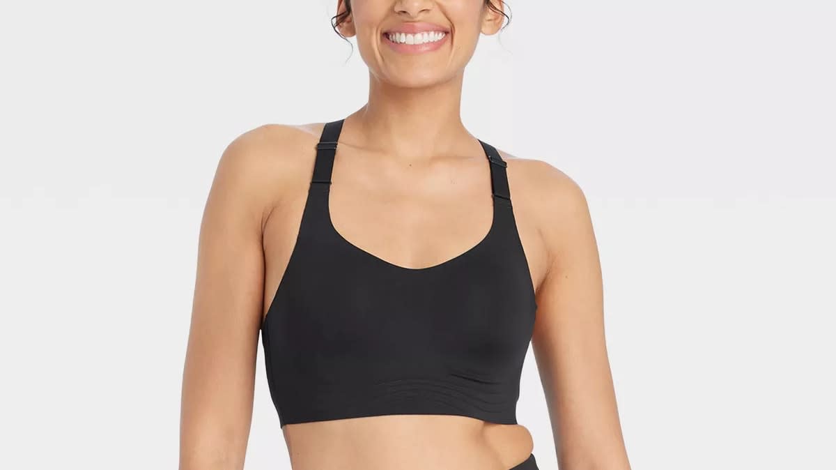 Mama• NWT Nike Dri-Fit Sports Bra Size XL