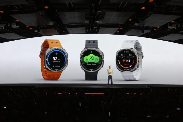 The Samsung Galaxy Watch Ultra comes in three colors.