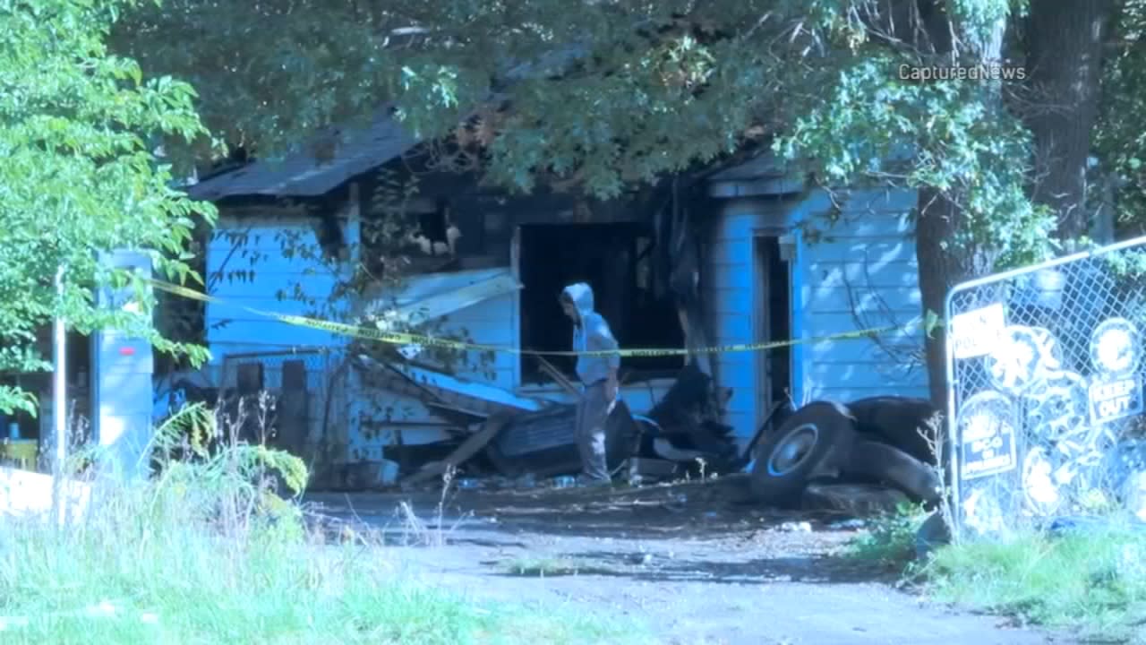 2 killed in house fire in Gary, Indiana