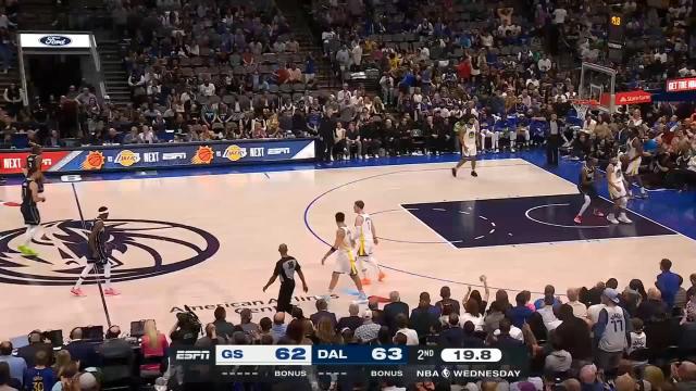 Dwight Powell with an alley oop vs the Golden State Warriors