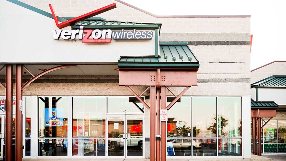 Is Verizon A Buy Or Sell Ahead Of September Quarter Earnings?