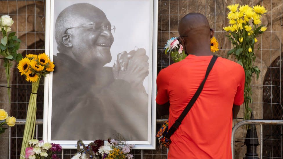 Desmond Tutu: Body of South African hero to be aquamated