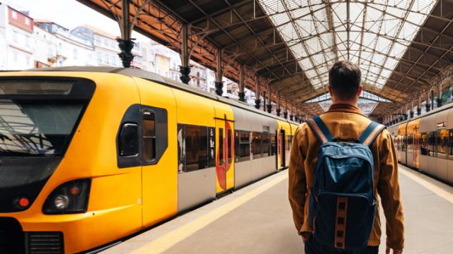 Portugal Just Launched an Unlimited Monthly Rail Pass for Under €50