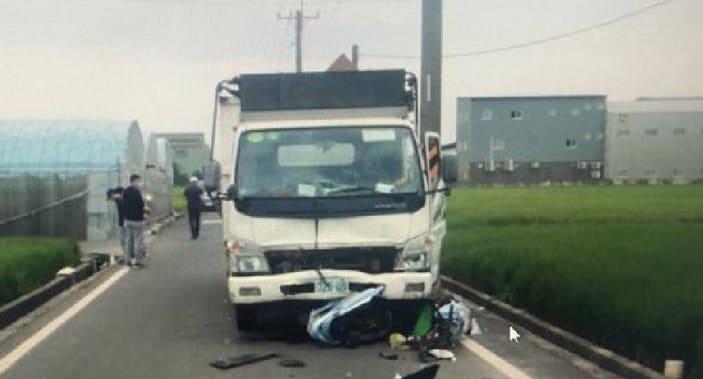 機車與回收車相撞⋯夫妻雙亡