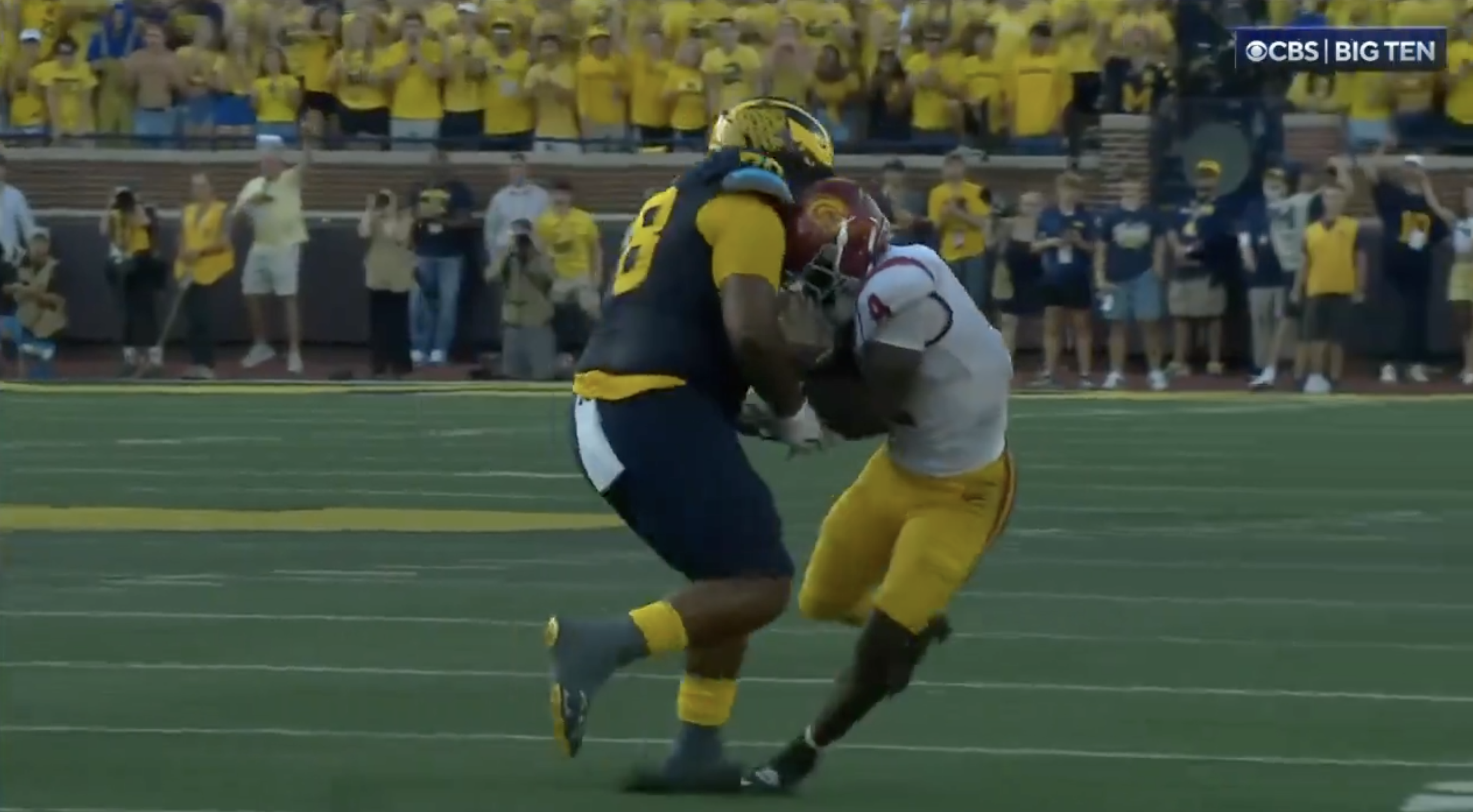 USC scores TD two plays after Michigan's Kenneth Grant fumbles after picking up a Trojan fumble