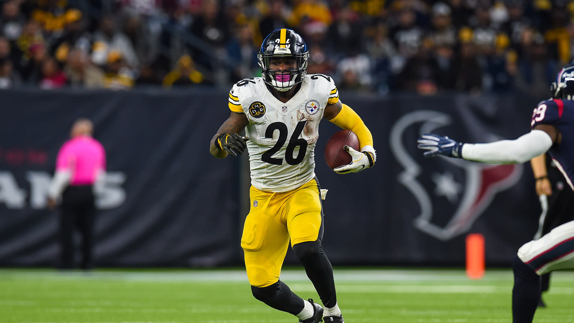 James Conner will eclipse Le'Veon Bell's greatest season with