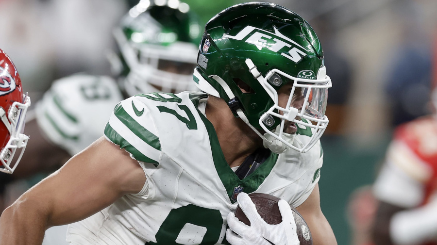 Getty Images - EAST RUTHERFORD, NEW JERSEY - OCTOBER 01: (NEW YORK DAILIES OUT)  C.J. Uzomah #87 of the New York Jets in action against the Kansas City Chiefs at MetLife Stadium on October 01, 2023 in East Rutherford, New Jersey. The Chiefs defeated the Jets 23-20. (Photo by Jim McIsaac/Getty Images)