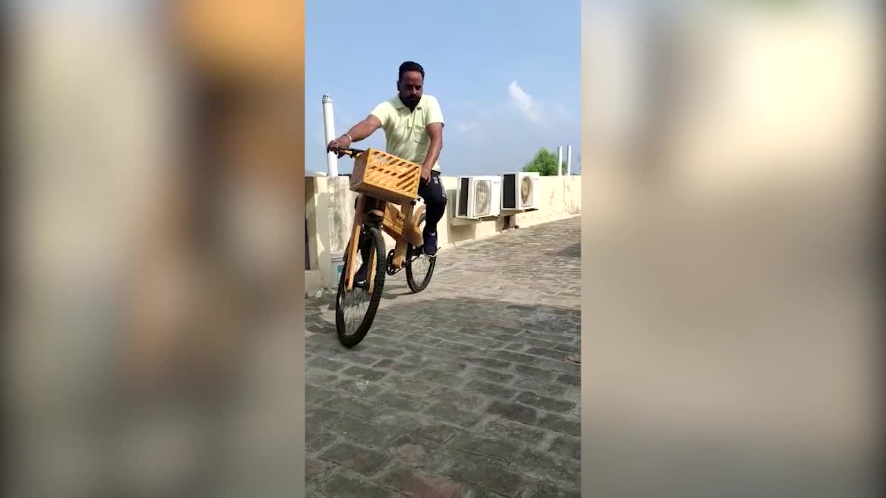 Man builds eco-friendly wooden bicycle from scratch in northern India  [Video]