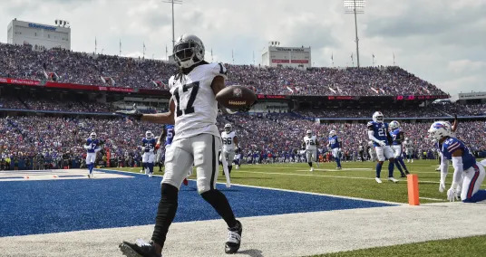 Davante Adams is back, 10 days after being hospitalized - NBC Sports