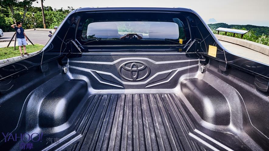 雖非最強 卻也高處不勝寒！2019 Toyota Hilux 2.8山林試駕 - 16