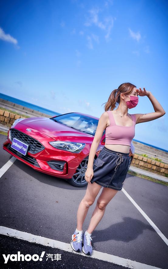 2022 FORD FOCUS 4D / 5D ST-Line Lommel X & Active EcoBoost182任性版北端試駕！不受限的一體三面！ - 6