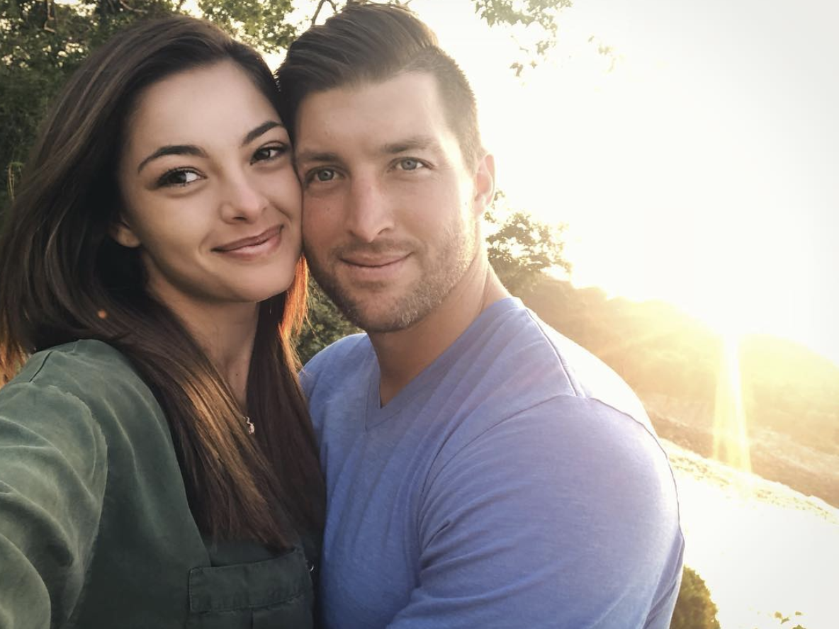 Tim Tebow Girlfriend Amber Hot Sex Picture pic
