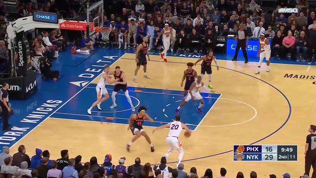 Jock Landale with a dunk vs the New York Knicks