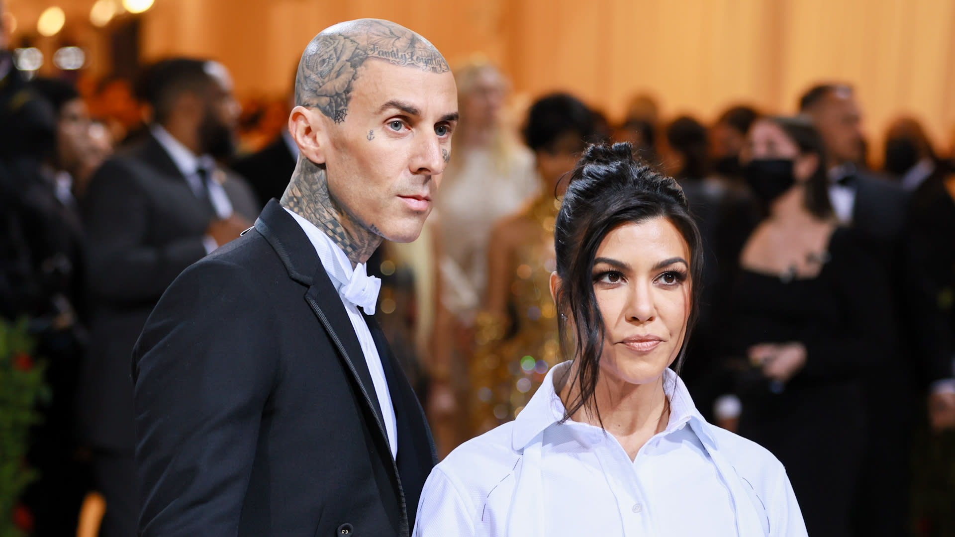 Kourtney Kardashian Takes Travis Barker's Last Name on Instagram