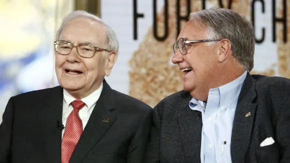 Warren Buffett’s son talks $800m aid efforts to Ukraine