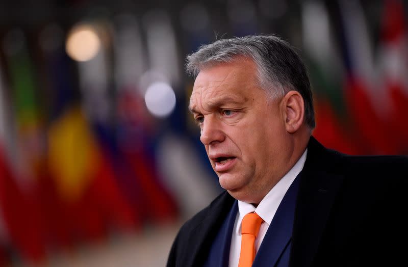 ‘I only have bad news’ PM warns Hungary, as hospitals face the worst weeks