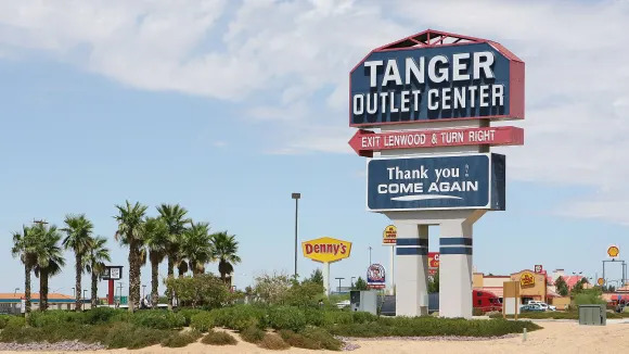 'Everybody's looking for value': Tanger CEO on consumer spending