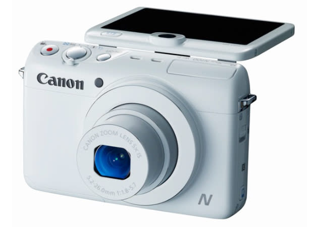 Canon PowerShot N100 sports modified design, WiFi, rear-facing camera