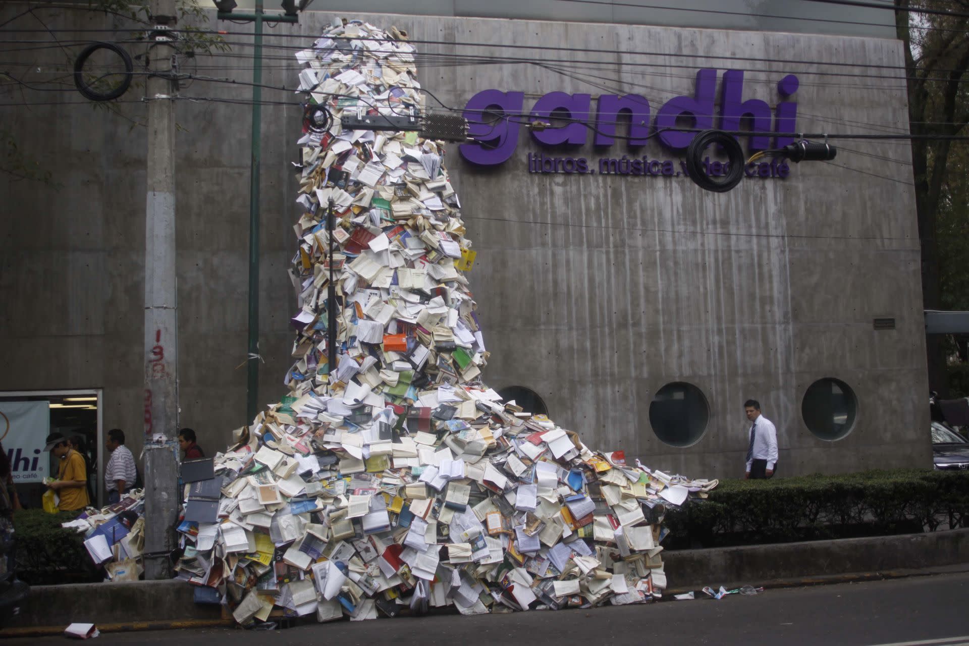 La Librería Histórica De Gandhi Cerrará Sus Puertas 4443