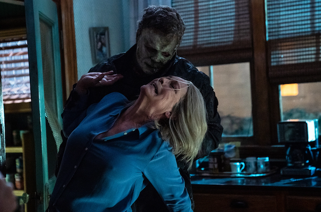 Halloween Ends Director Responds to Fan Backlash, Reveals Scrapped Season of the Witch-Themed Ending - Yahoo Entertainment