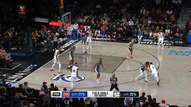 Nicolas Claxton with a dunk vs the Detroit Pistons
