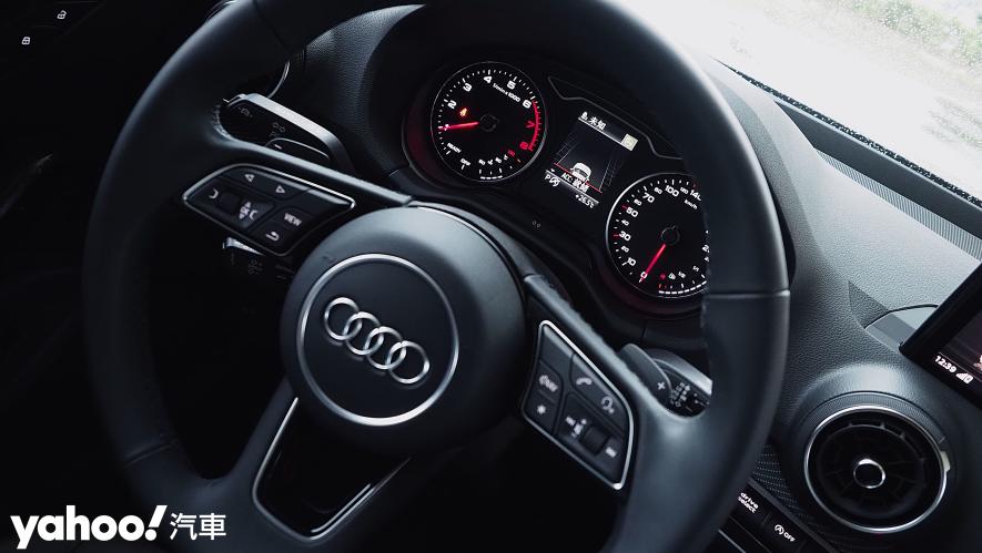 2021 Audi小改款Q2 35 TFSI S line試駕！撒下性能更對味！ - 7