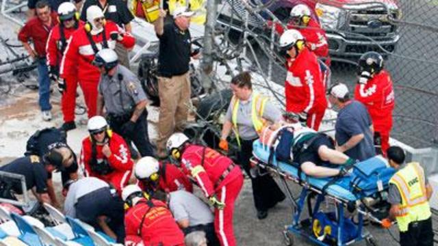 33 Injured When Car Sails Into Fence at Daytona