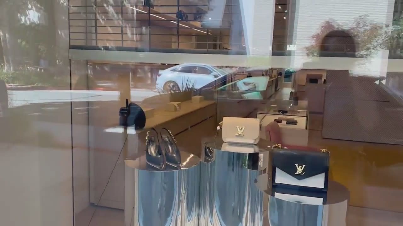 Walnut Creek Louis Vuitton store burglarized