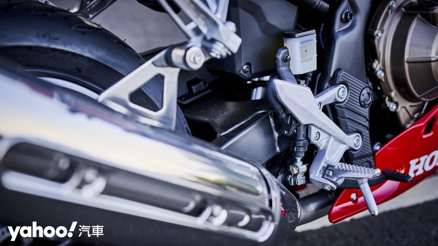 2022年式Honda CBR500R小改款賽道試駕！最超值的街跑是進化或者？！ - 9