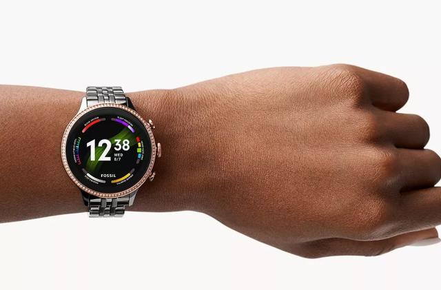 Fossil Gen 5 Smartwatch Review: The one that made me like smartwatches –  India TV