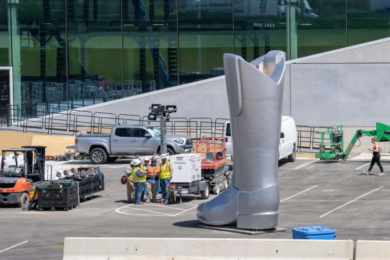 Tesla inaugurates huge Texas plant with ‘Cyber Rodeo’