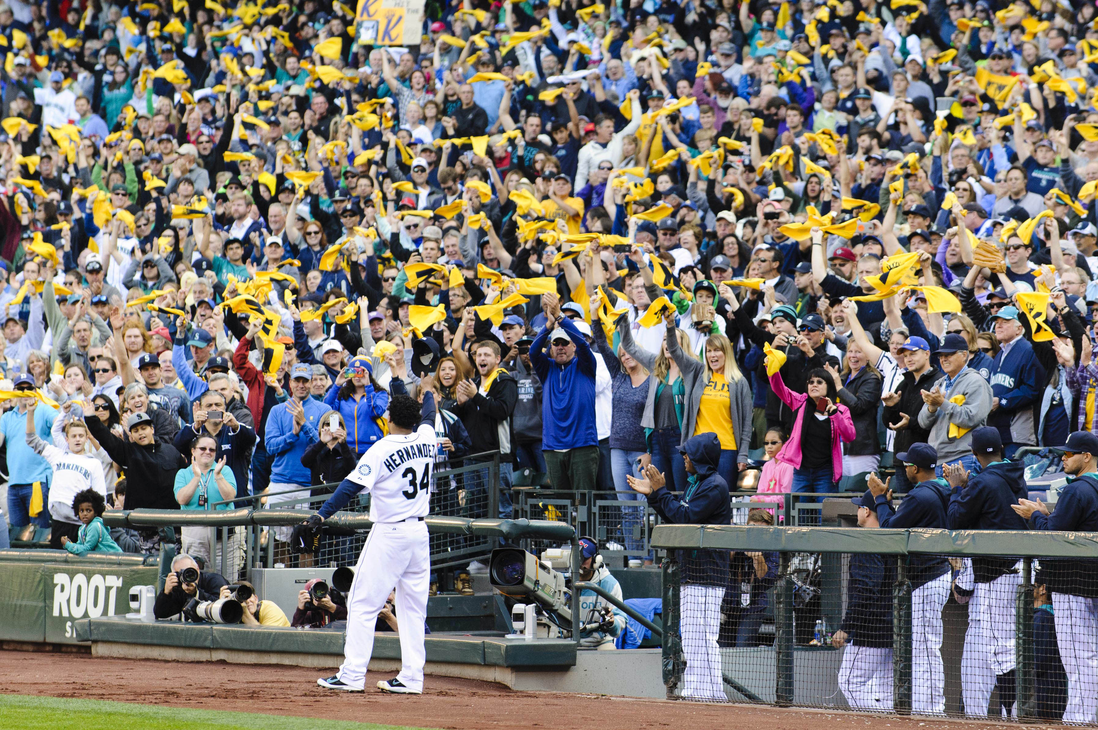 The Mariners missed the playoffs, but they're still celebrating in Seattle