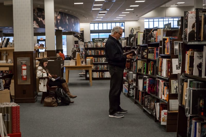 Barnes Noble Boots Out Ceo For Policy Violations