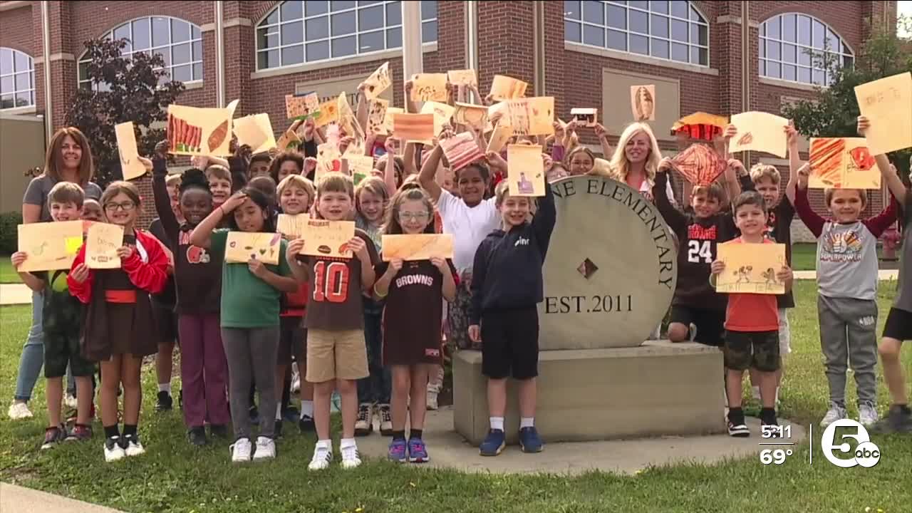 We did it for him': Browns RBs Ford and Hunt rally, dedicate win