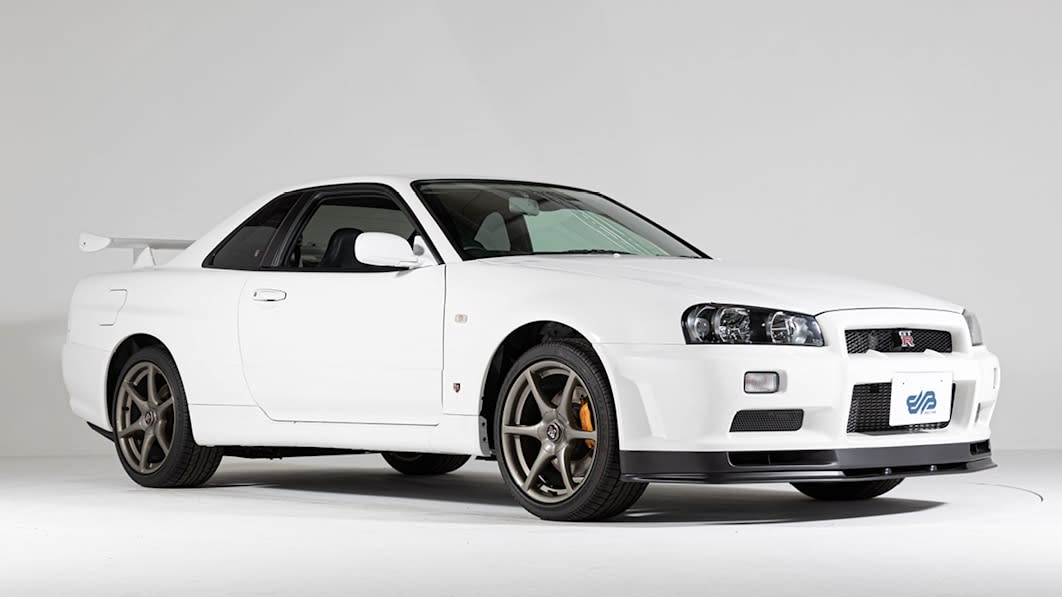 Un Nissan Skyline GT-R R34 con solo 6 millas está a la venta