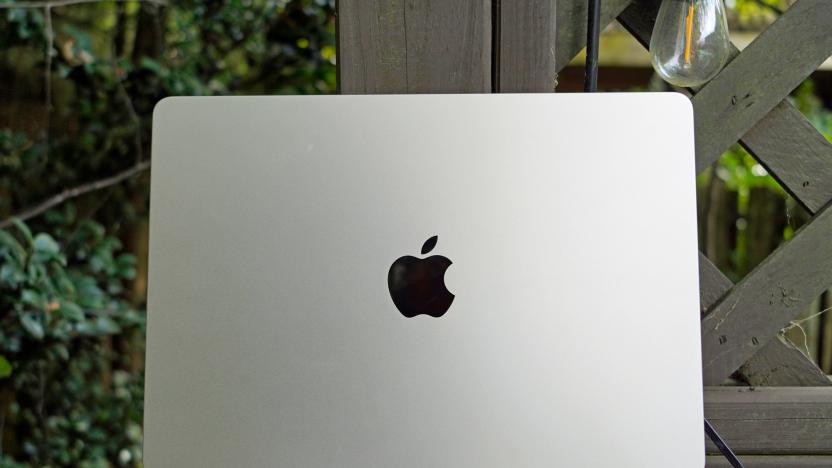 MacBook Air (M2, 2022)