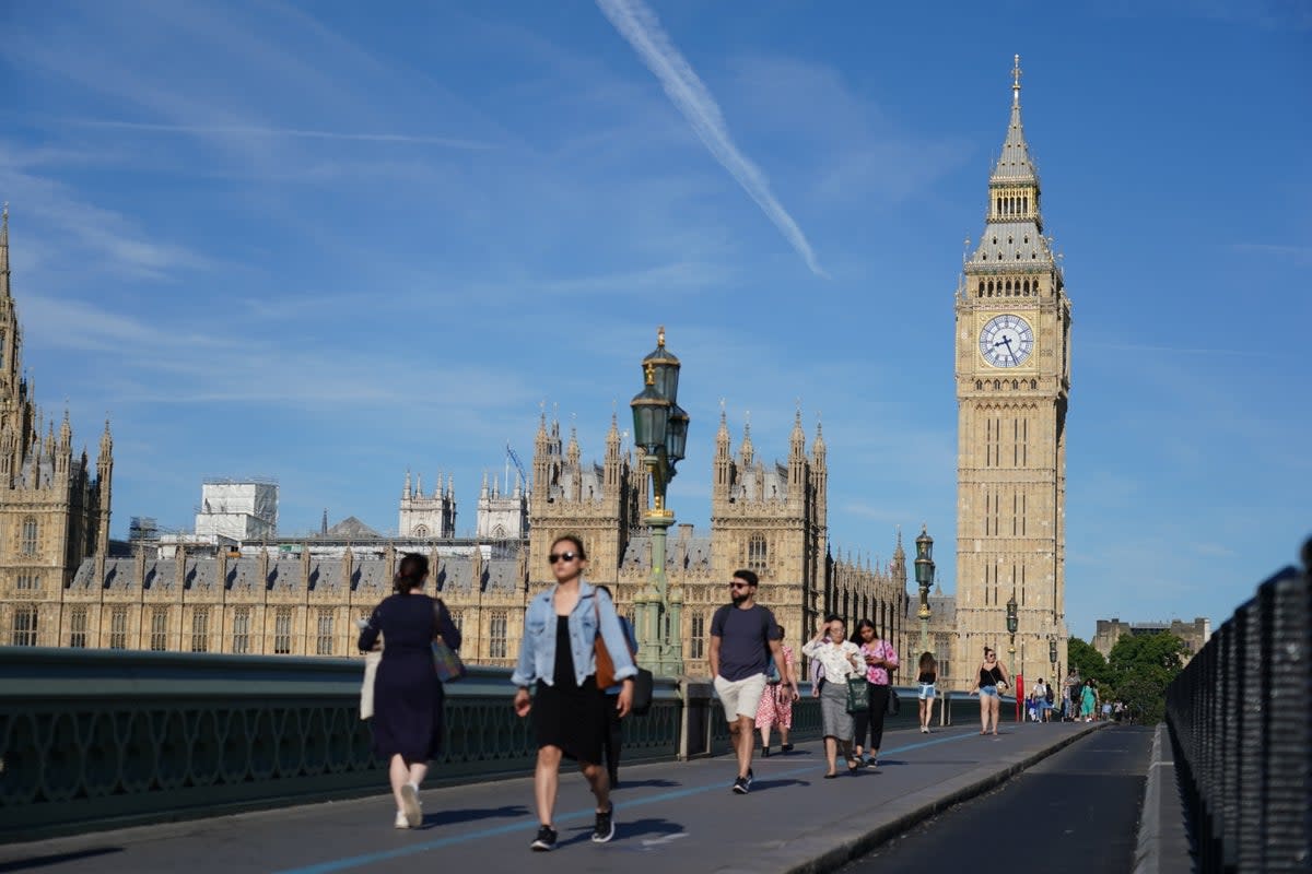 Le Met Office prévient que des vies pourraient être en danger avec des températures record de tous les temps probables