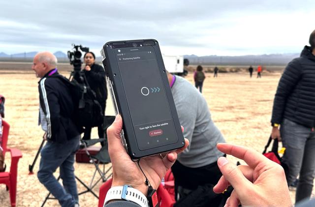 Snapdragon Satellite demo at CES