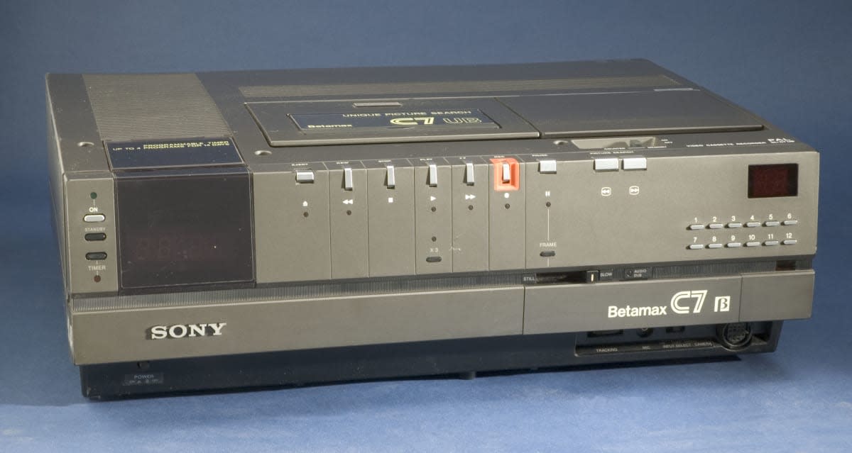 40 years later, Sony finally kills Betamax | Engadget