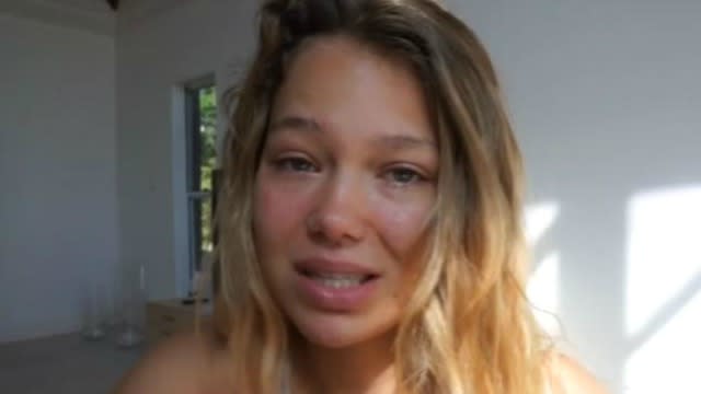 Instagram Star Essena O Neill Shares Tearful Video After Calling Out Social Media Addiction