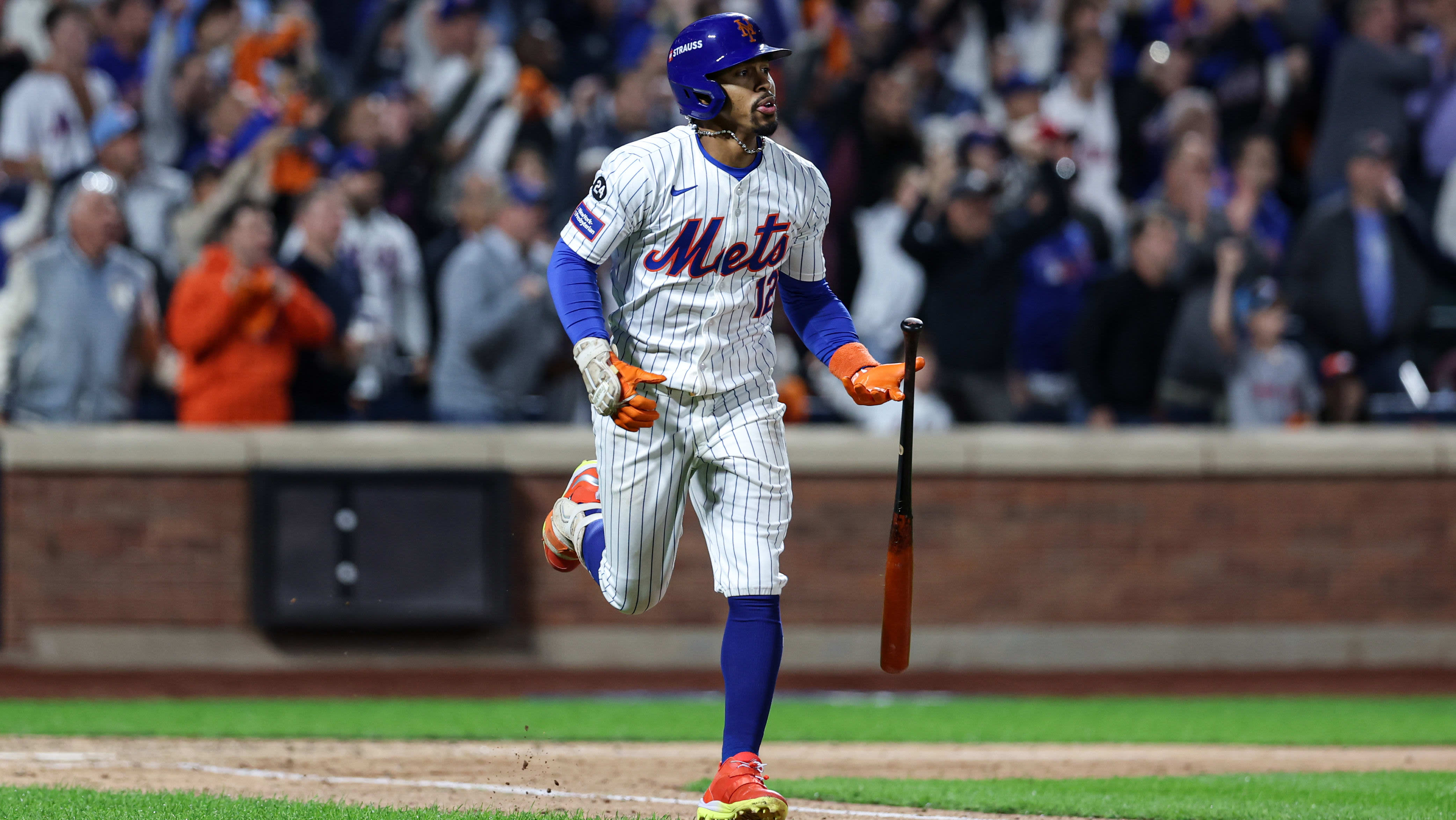 'Stone cold': The coolest cat in New York sends Citi Field into a frenzy with epic grand slam