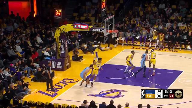 Santi Aldama with a 2-pointer vs the Los Angeles Lakers