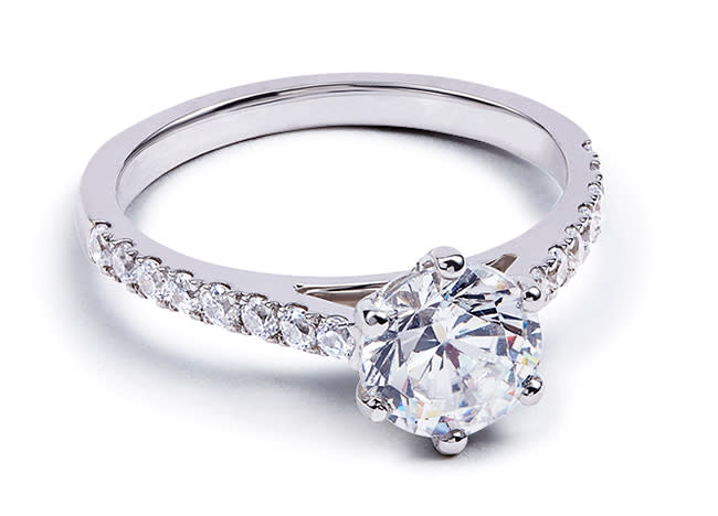 A Guide To Buying The Perfect Engagement Ring – And How To Get More For