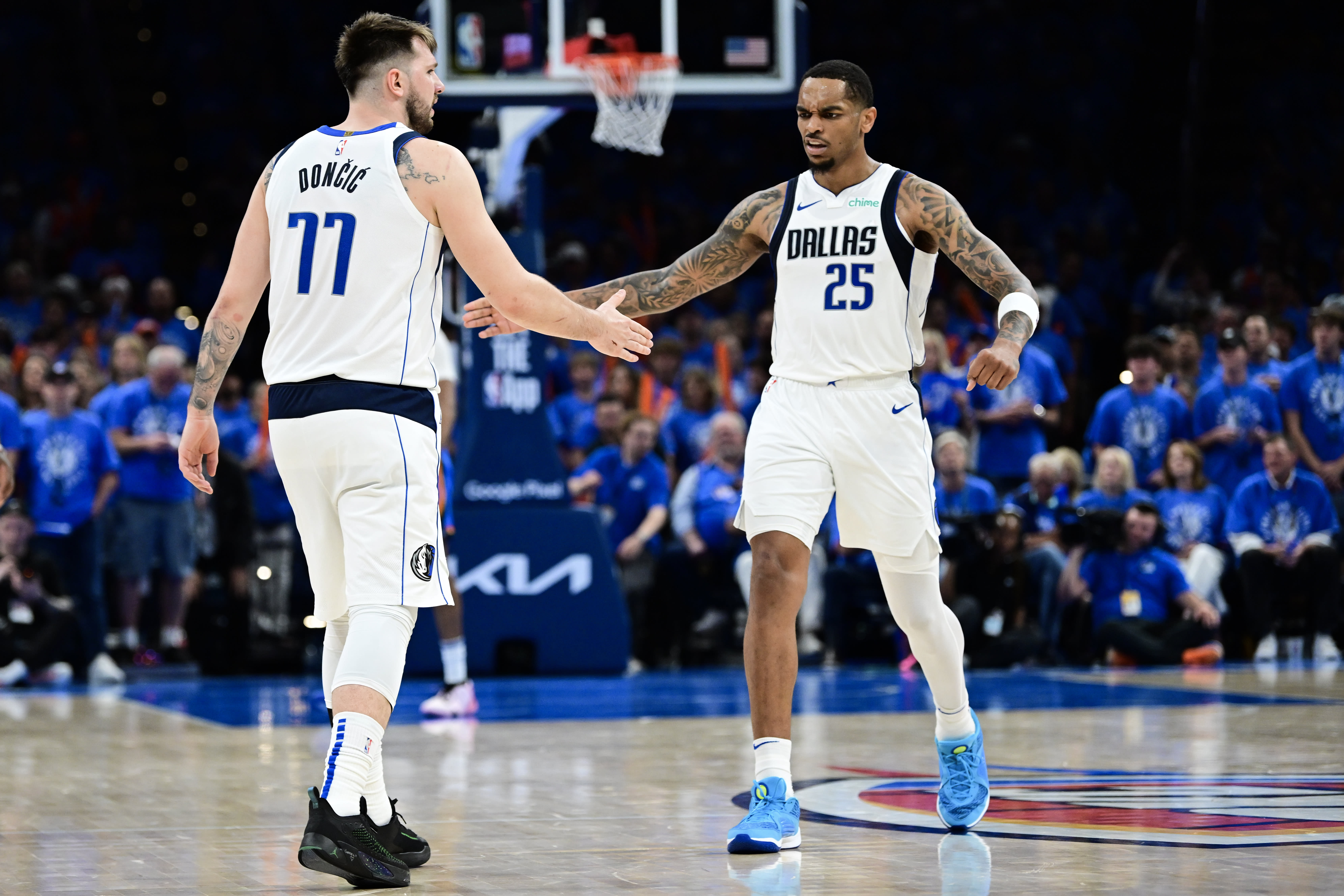 NBA playoffs: Luka Dončić, Mavericks fend off Thunder in Game 2 to tie series