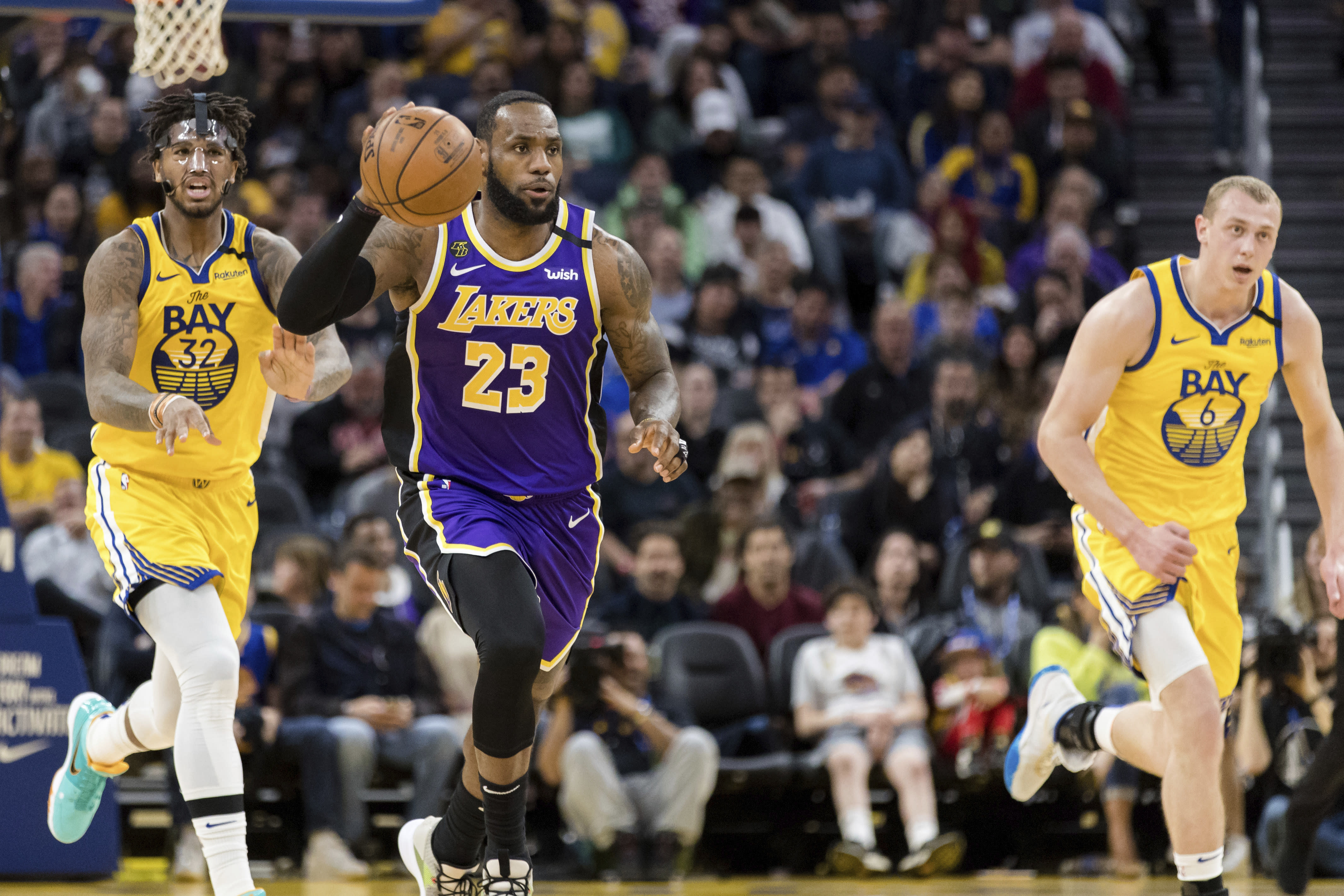 LeBron James scores 22 points, Lakers beat Warriors 125120