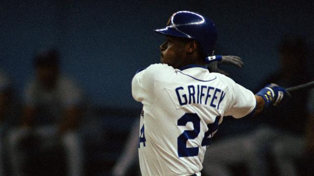 Opening 25-year-old baseball cards: Best of Ken Griffey Jr.