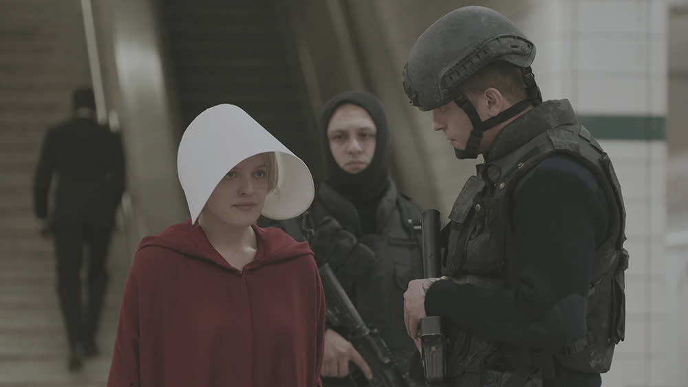 Showrunner Bruce Miller On ‘the Handmaids Tale Nudity Sex And