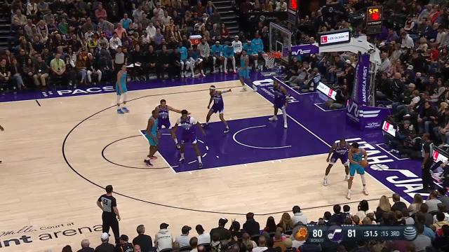 Bismack Biyombo with a dunk vs the Utah Jazz