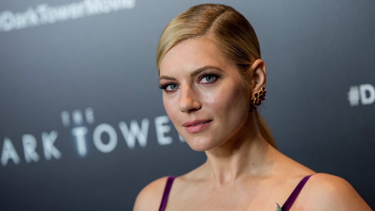 how vikings star katheryn winnick is inspiring courage and confidence through lagertha exclusive how vikings star katheryn winnick is